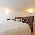 Villa Loft D'exception 350m2 Spacieux Et Lumineux Avec Piscine à 15 Min De La Aimargues