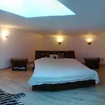 Loft D'exception 350m2 Spacieux Et Lumineux Avec Piscine à 15 Min De La