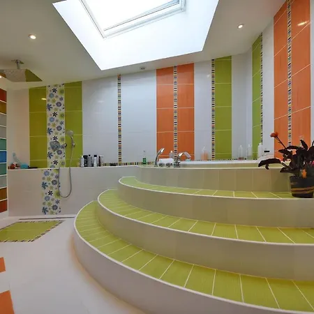 Loft D'exception 350m2 Spacieux Et Lumineux Avec Piscine A 15 Min De La Villa *