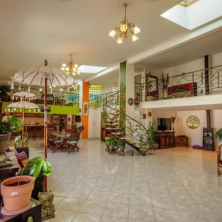 Loft D'exception 350m2 Spacieux Et Lumineux Avec Piscine A 15 Min De La 빌라
