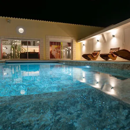 Villa Loft D'exception 350m2 Spacieux Et Lumineux Avec Piscine A 15 Min De La *