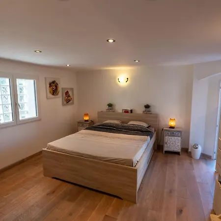Loft D'exception 350m2 Spacieux Et Lumineux Avec Piscine à 15 Min De La