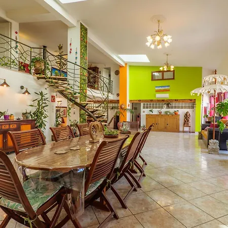 Loft D'exception 350m2 Spacieux Et Lumineux Avec Piscine à 15 Min De La *
