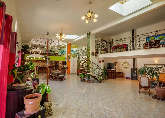 Loft D'exception 350m2 Spacieux Et Lumineux Avec Piscine A 15 Min De La Villa