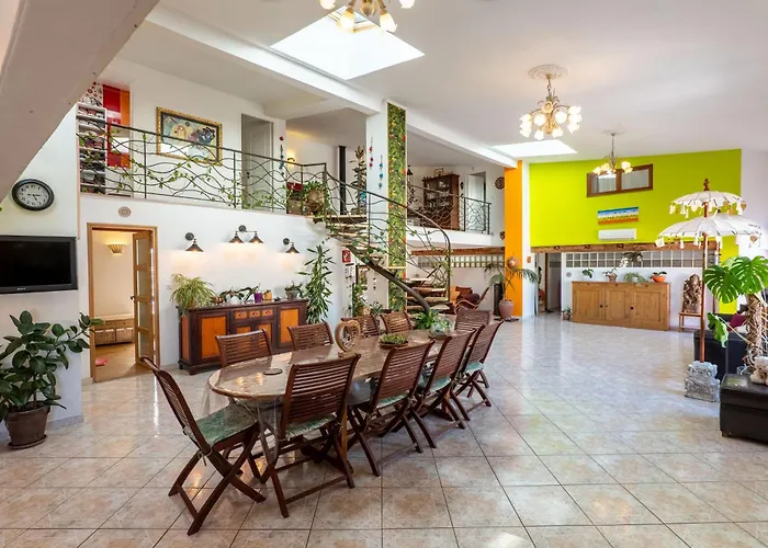 Loft D'exception 350m2 Spacieux Et Lumineux Avec Piscine A 15 Min De La Villa *